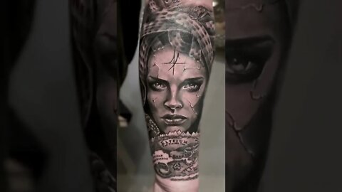 Most Unforgettable Greek Medusa Tattoo #shorts #tattoos #inked #youtubeshorts