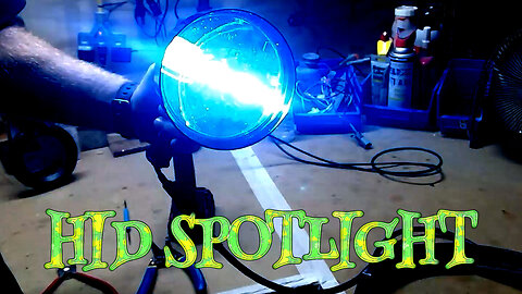 HID Hunting Light - 2800' Beam - Spot & Flood Combo 15 Million Candle Power