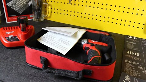 Video Review M12™ Cordless Lithium-Ion Screwdriver Kit