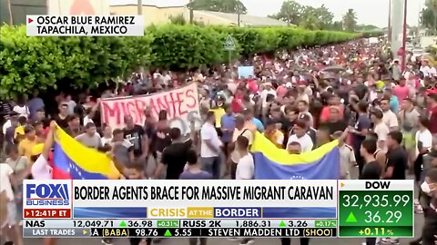 The Largest Ever Migrant Caravan of 10,000+ Includes People