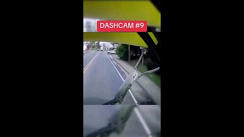 DASHCAM: Compilation of terrible drivers.