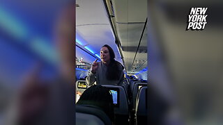 Passenger claims JetBlue flight attendant denied her alcohol because she is a white woman