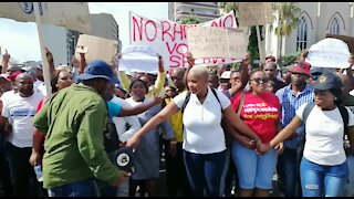 SOUTH AFRICA - Cape Town - SAPS March to Parliament (Video) (ZHx)