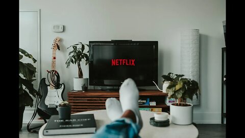 [Overlooked News] Netflix Lays Off Employees