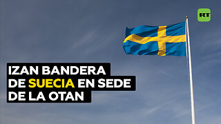 Izan la bandera sueca en la sede de la OTAN