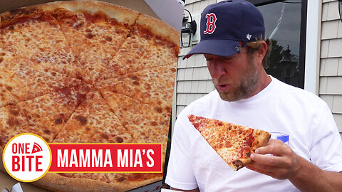 Barstool Pizza Review - Mamma Mia's (Kingston, MA)