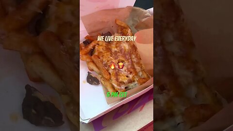When life is hard get some fries #shorts #food #youtubeshorts #shortsfeed #tacobell