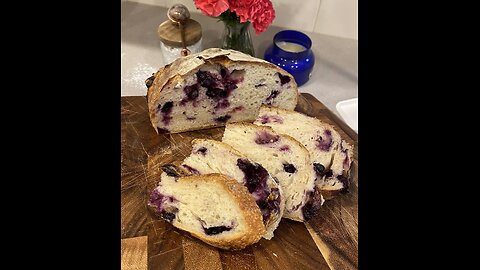 Summer on a Plate: Blueberry Sourdough with Lemon Zest 🫐