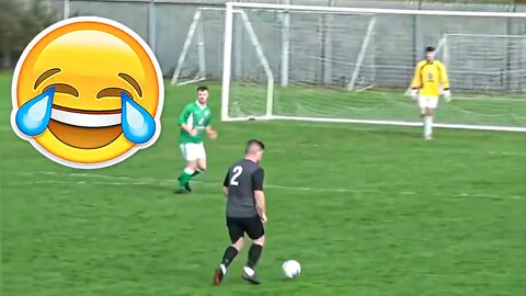 BEST SOCCER FOOTBALL VINES & TIKTOK'S 🤣 FAILS, SKILLS, GOALS