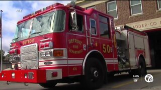 Two Detroit fire official suspended