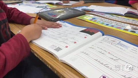 Bill aims to require Michigan schools to teach cursive handwriting