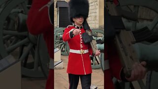 changing of the Guards tower of London #thequeensguard