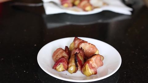 Bacon wrapped apples
