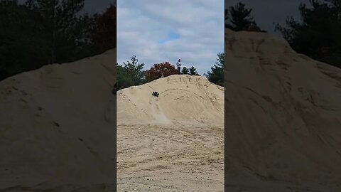 Arrma Outcast 8s Hits The Sand Pile 🚀🚀🚀