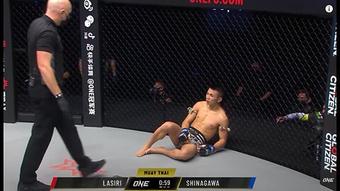 10 minutes of BRUTAL Muai Thai knockouts