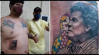 Youtuber faz tatuagem de Romero Britto assustado após obra quebrada