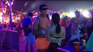 EDC 2016 Vlog - Are Raves Good For Picking Up Girl