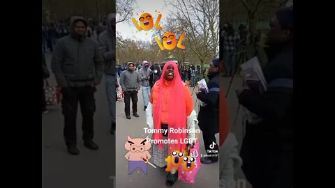 Tommy Robinson Promotes🤣🤣🤣🤣🤣🤣🤣🤣🤣🤣🤣 #speakerscorner