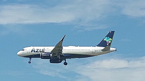 Airbus A320NEO PR-YRF vindo de Campinas para Manaus
