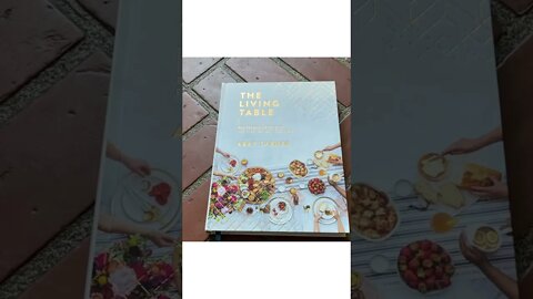 Mary and Martha: Living table cookbook