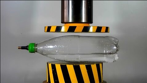 HYDRAULIC PRESS VS PLASTIC BOTTLE