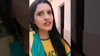 Líder Monarquista Erica Viana tem um recadinho para os Monarquistas e povo brasileiro