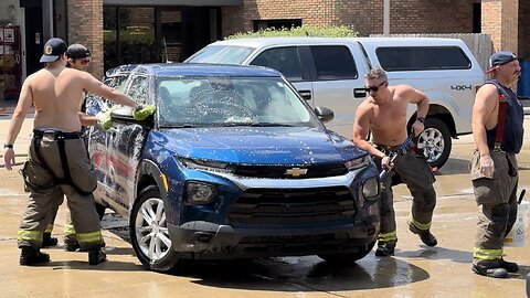 Dearborn Heights Firefighters Hold Charity Car Wash