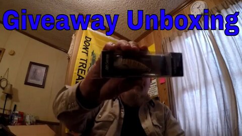 Giveaway Unboxing