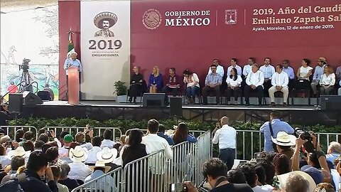 Firma presidente AMLO declaratoria del Año del Caudillo del Sur, Emiliano Zapata Salazar 01/12/2019