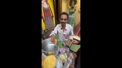 Kolkata famous samosa