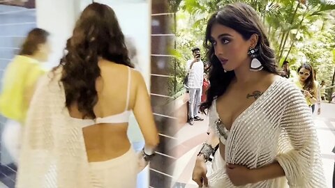South Movie Actress Gayatri Bhardwaj Looks Stunning In White Saree To TIGER NAGESWARA Trailer Launch