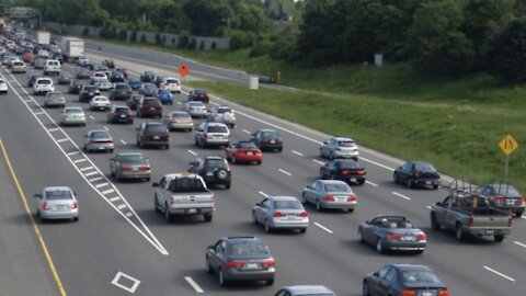 A Plane Landed Near Toronto's Highway 404 Yesterday & Stopped Traffic