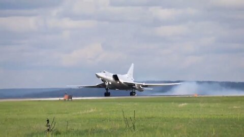 Flight Exercises Begin of Russia's Strategic Tu-22M3 Bombers