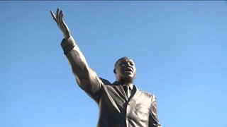 The story behind the Milwaukee bronze Martin Luther King Jr. statue