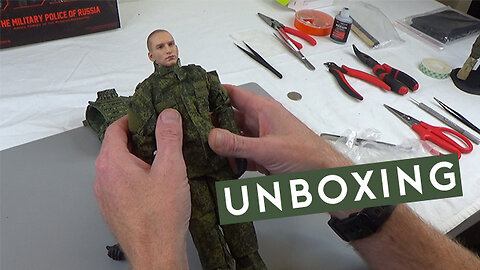 Unboxing the 1/6 scale DAM Toys Armed Forces Federation Military Police action figure