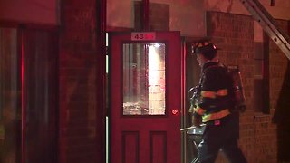 Man dies in Cleveland fire