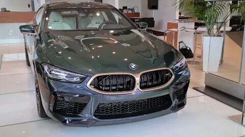 BMW M8 First Edition Aurora Diamond Green with accent in Golld Bronze 1/400 Gold bronze Y-spoke rims