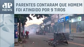 Manifestantes protestam no Rio após um homem morrer a tiros por policiais