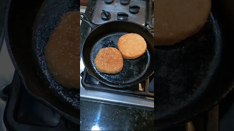 Making a Classic SoCal Cheeseburger