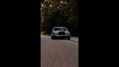 Rolls Royce On Road 4K