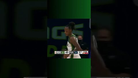 Jewell Loyd FILTHY CROSSOVER And Splashes A 3 Point