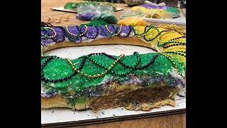 Las Vegas bakery serves up king cake, traditional Mardi Gras treat