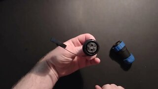 Best Trolling Motor Plug/Outlet for a Kayak?