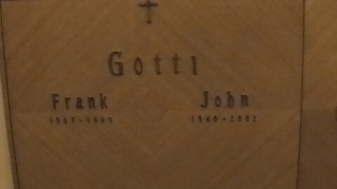 The Grave of John Gotti, last of real mob, the Teflon Don. I watched him at USP Marion.