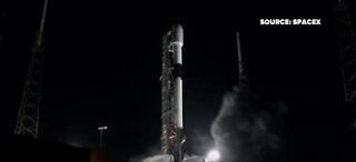 Space-X launches starlink satellites into orbit