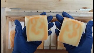 Making Peach Prosecco Goat Milk Soap | Drunken Goat Milk Soap