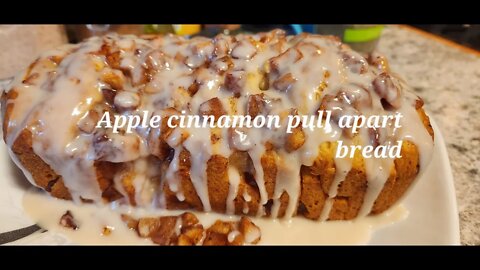Apple cinnamon pull apart bread #applecinnamon #breadrecipe
