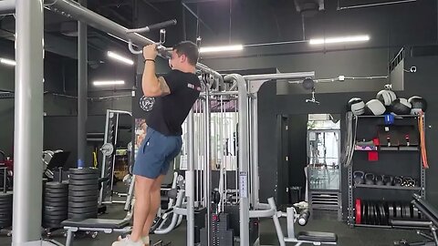 Weighted Pullups Dumbbell in Feet