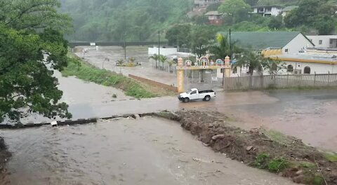 SOUTH AFRICA - Durban - 4th Street, Hillary washed away (Video) (DwS)