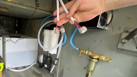 VLOG 657: plumbing electrical! (bus stuff)